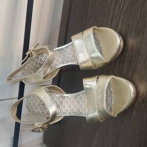 Oh Deer Women’s Gold High Heels Leather Sandals Size 7